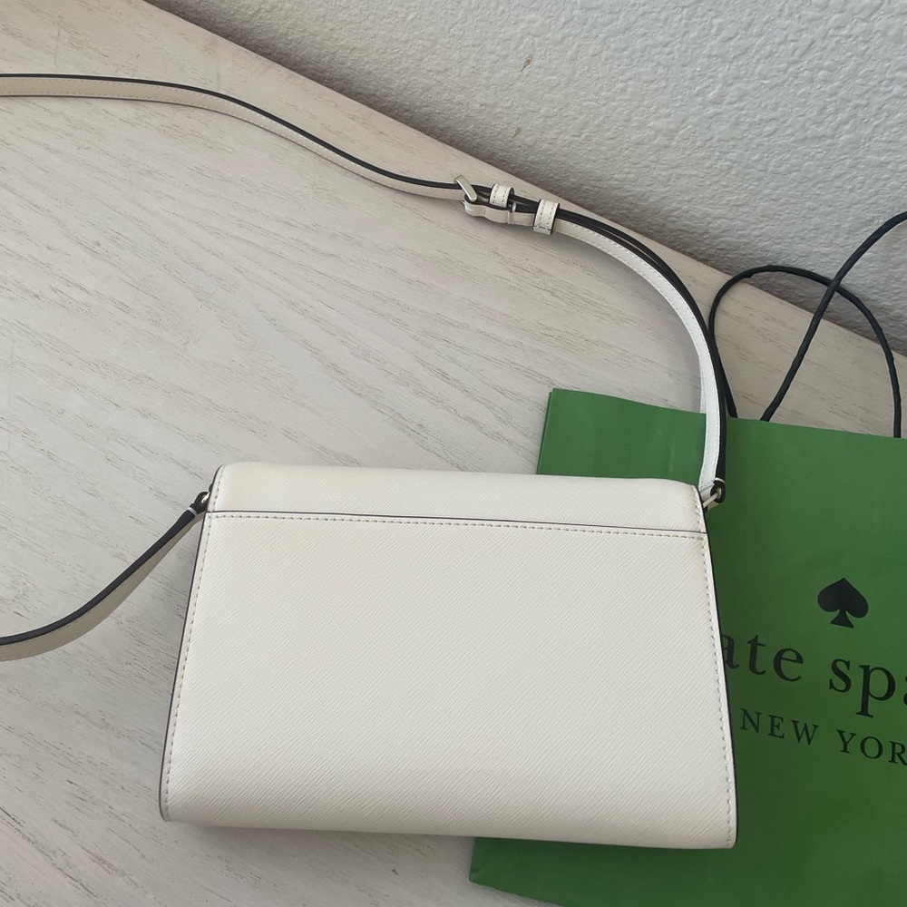 Kate Spade small crossbody - Picture 5 of 8